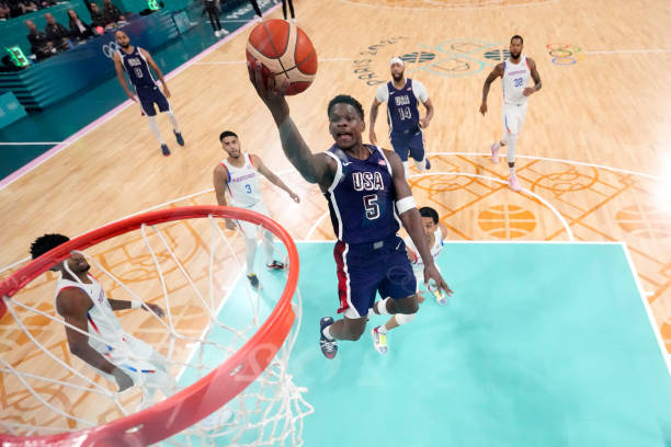 从软件巨头到NBA老板：瑞安·史密斯的跨界经营哲学